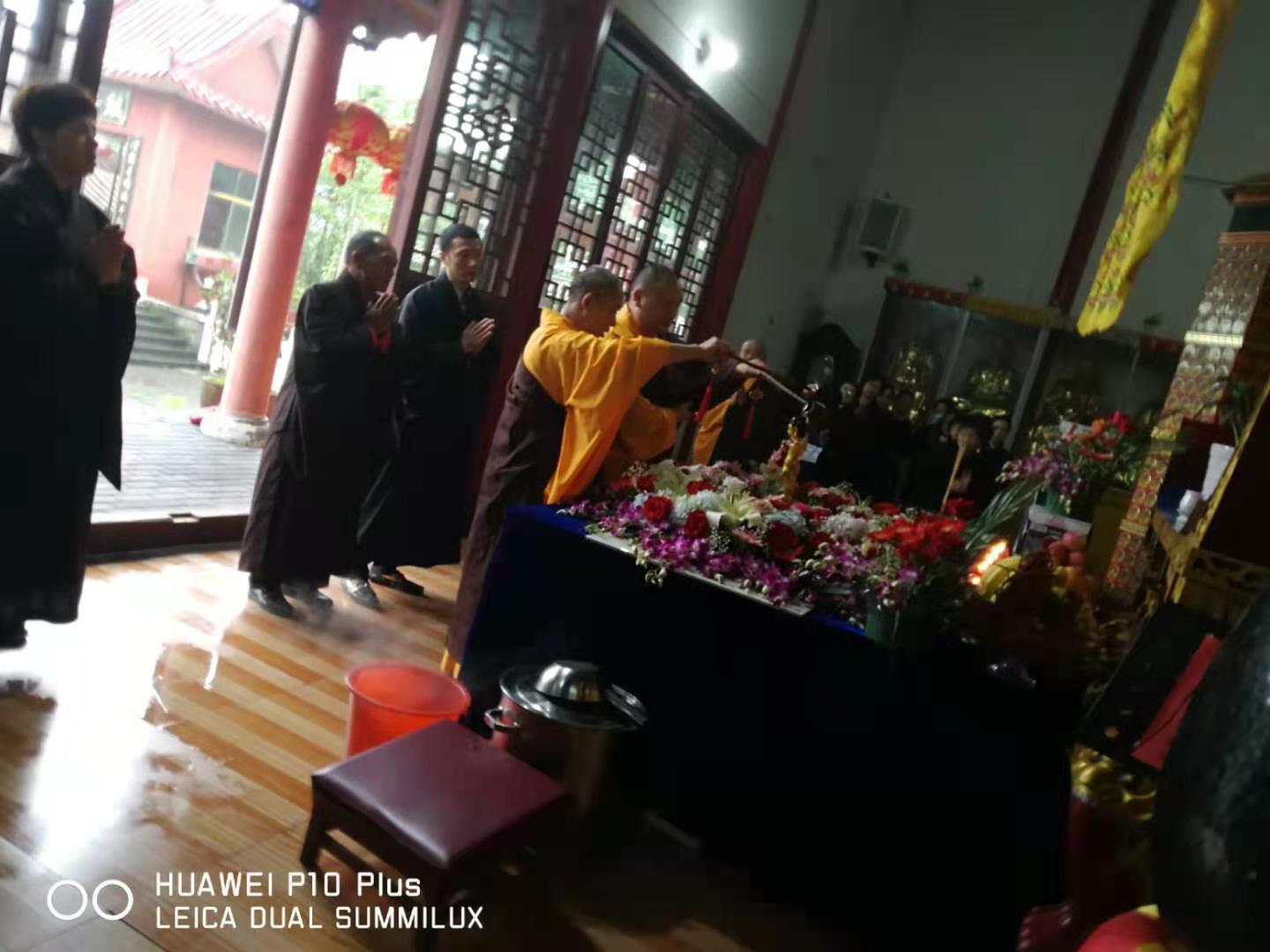 百瑞彩票释迦牟尼佛圣诞法会圆满